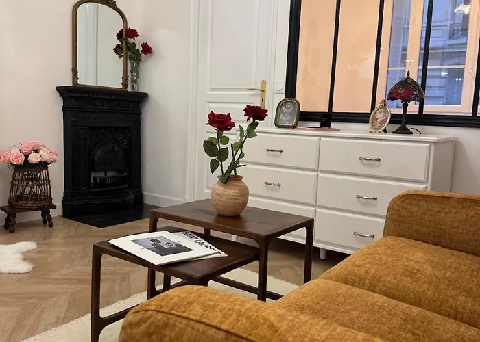 Daire Elegant Parisian Flat Near Eiffel Tower Paris